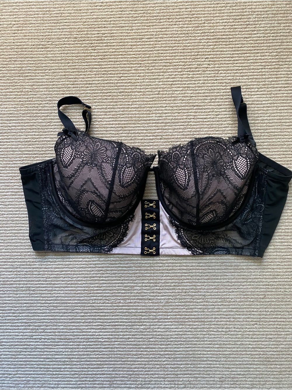 Cacique Black Lace Longline Bra Lightly Lined Balconette Sexy 42F / 42DDD